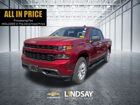 Used 2021 Chevrolet Silverado 1500 Custom image 1