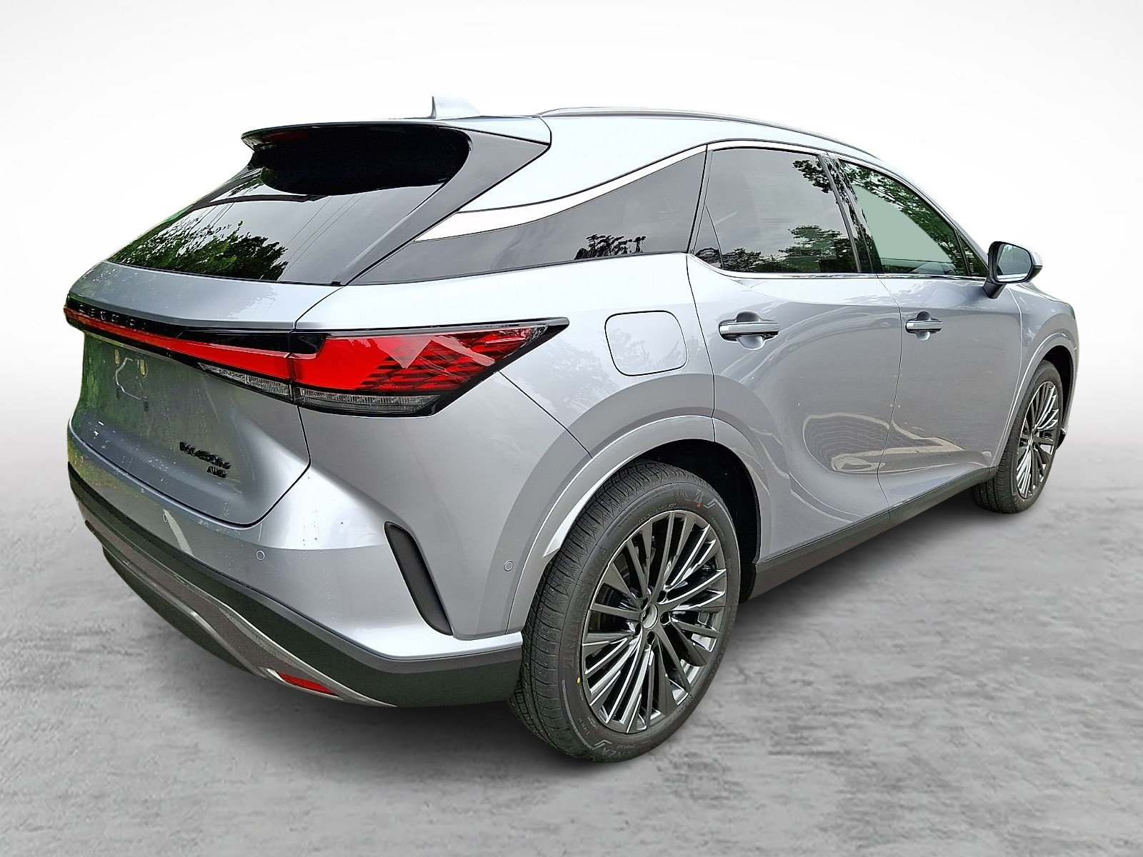 New 2026 Lexus RX 450h AWD w/ Convenience Package image 4