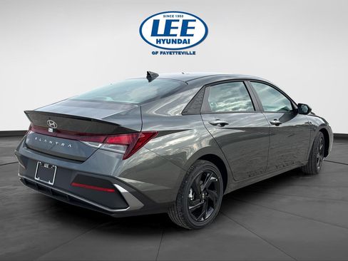 New 2026 Hyundai Elantra Sport FWD image 5