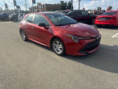 Used 2019 Toyota Corolla SE w/ SE Option Package FWD image 1