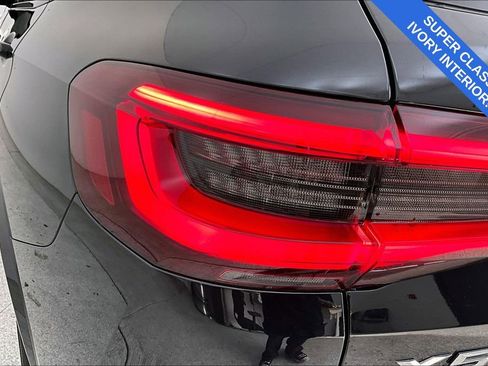 Used 2023 BMW X5 xDrive40i w/ M Sport Package image 40