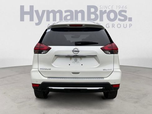 Used 2020 Nissan Rogue SL w/ Premium Package image 4