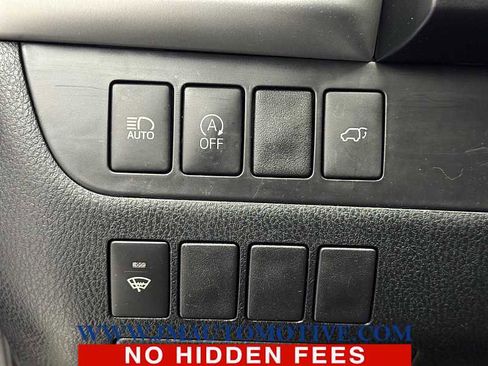 Used 2018 Toyota Highlander XLE image 37