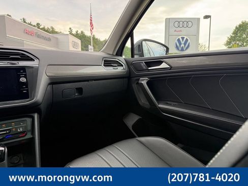 Used 2023 Volkswagen Tiguan SE w/ Panoramic Sunroof Package AWD/4WD image 35