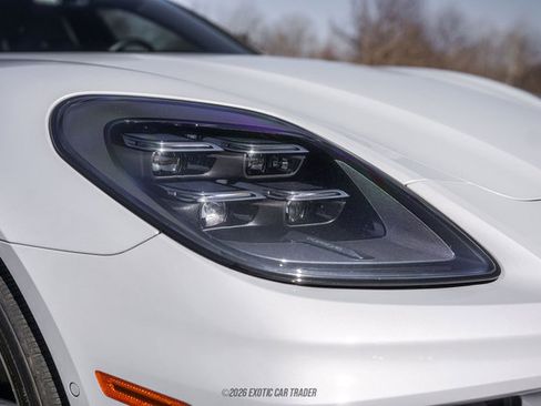 Used 2024 Porsche Panamera 4 w/ Premium Package image 34