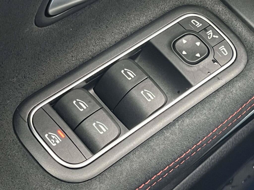 Certified 2023 Mercedes-Benz CLA 250 4MATIC image 31