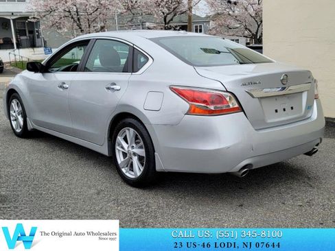 Used 2013 Nissan Altima 2.5 SV image 4