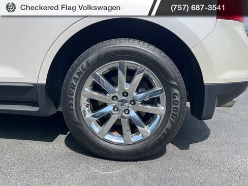 Used 2013 Ford Edge Limited w/ Driver Entry Pkg image 9