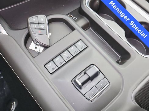 New 2025 GMC Sierra 3500 Denali Ultimate image 25