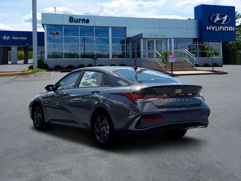 New 2026 Hyundai Elantra Sport FWD image 5