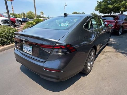 Used 2024 Honda Accord EX image 4