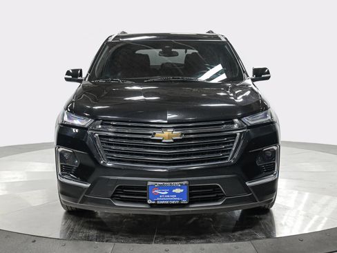 Used 2023 Chevrolet Traverse LT AWD/4WD image 10