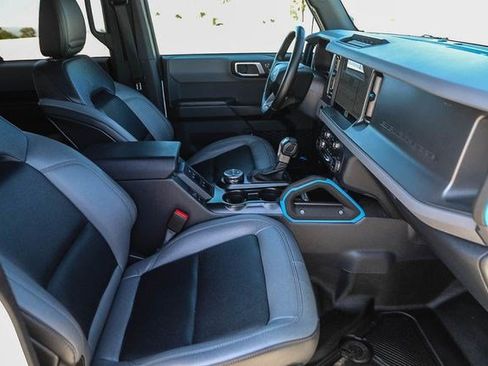Used 2024 Ford Bronco Black Diamond AWD/4WD image 16