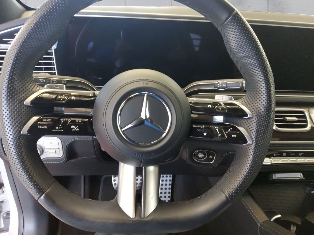 Used 2024 Mercedes-Benz GLE 350 4MATIC image 9