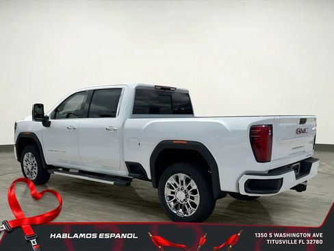 New 2025 GMC Sierra 2500 Denali image 2