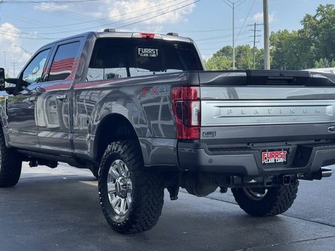 Used 2022 Ford F250 Platinum AWD/4WD image 4