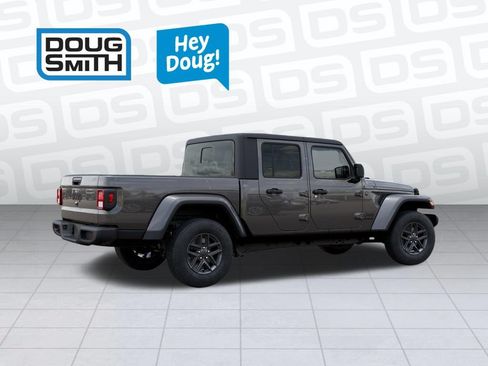 New 2026 Jeep Gladiator Sport AWD/4WD image 4