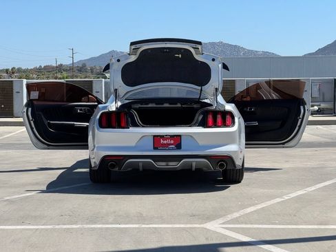 Used 2017 Ford Mustang GT Premium w/ Black Accent Package RWD image 26