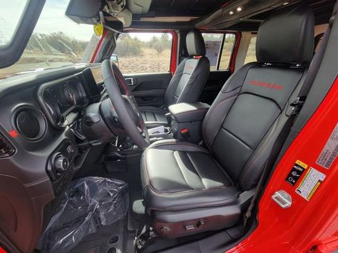 Used 2024 Jeep Wrangler Unlimited Rubicon image 10