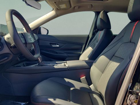 New 2026 Nissan Sentra SR image 16