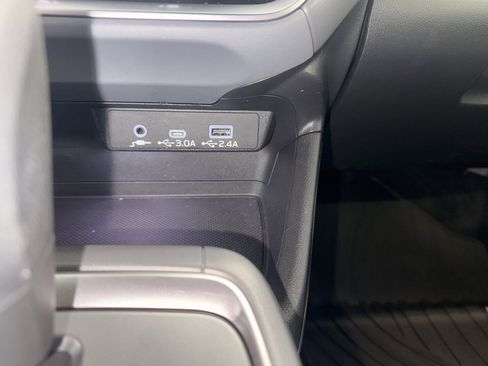 Used 2024 Subaru Crosstrek 2.0i Premium w/ Popular Package #4 image 31