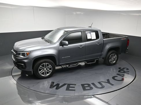 Used 2022 Chevrolet Colorado LT w/ LT Convenience Package AWD/4WD image 30