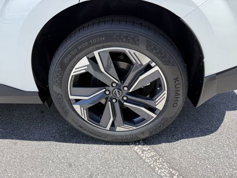 New 2025 Nissan Murano SV AWD/4WD image 29
