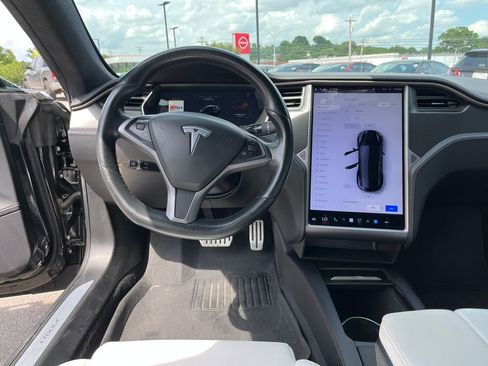 Used 2018 Tesla Model S P100D AWD/4WD image 24