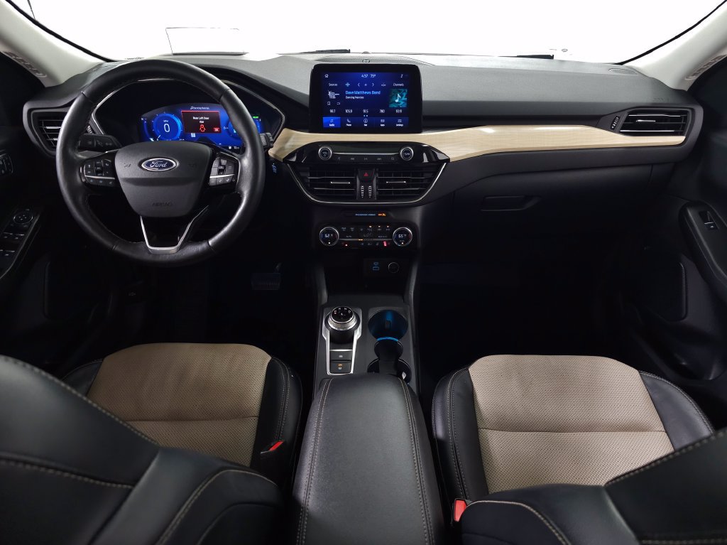Used 2021 Ford Escape Titanium w/ Titanium Elite Package FWD image 11
