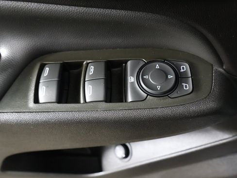 Used 2024 Chevrolet Equinox LT image 35