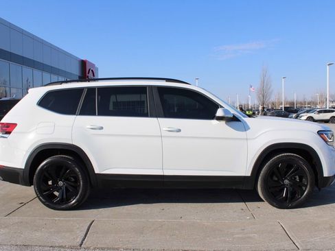 Used 2022 Volkswagen Atlas SE image 6
