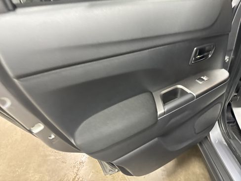 Used 2020 Mitsubishi Outlander Sport SE AWD/4WD image 31