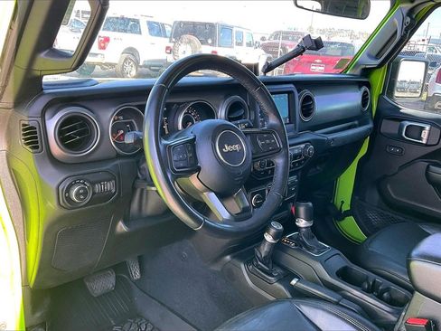 Used 2021 Jeep Gladiator Sport image 14