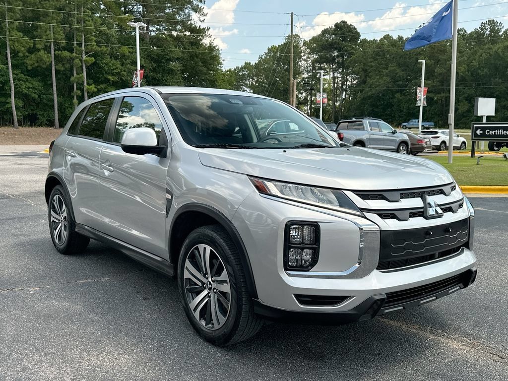 Used 2024 Mitsubishi Outlander Sport ES AWD/4WD image 2