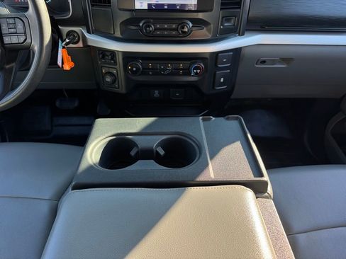 Used 2021 Ford F150 XL w/ Trailer Tow Package image 22