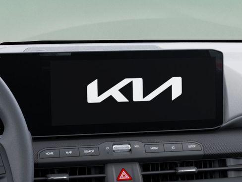 New 2026 Kia K4 FWD image 15
