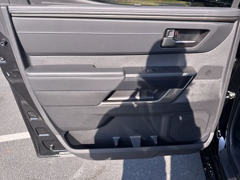 New 2026 Toyota Tundra Platinum AWD/4WD image 28