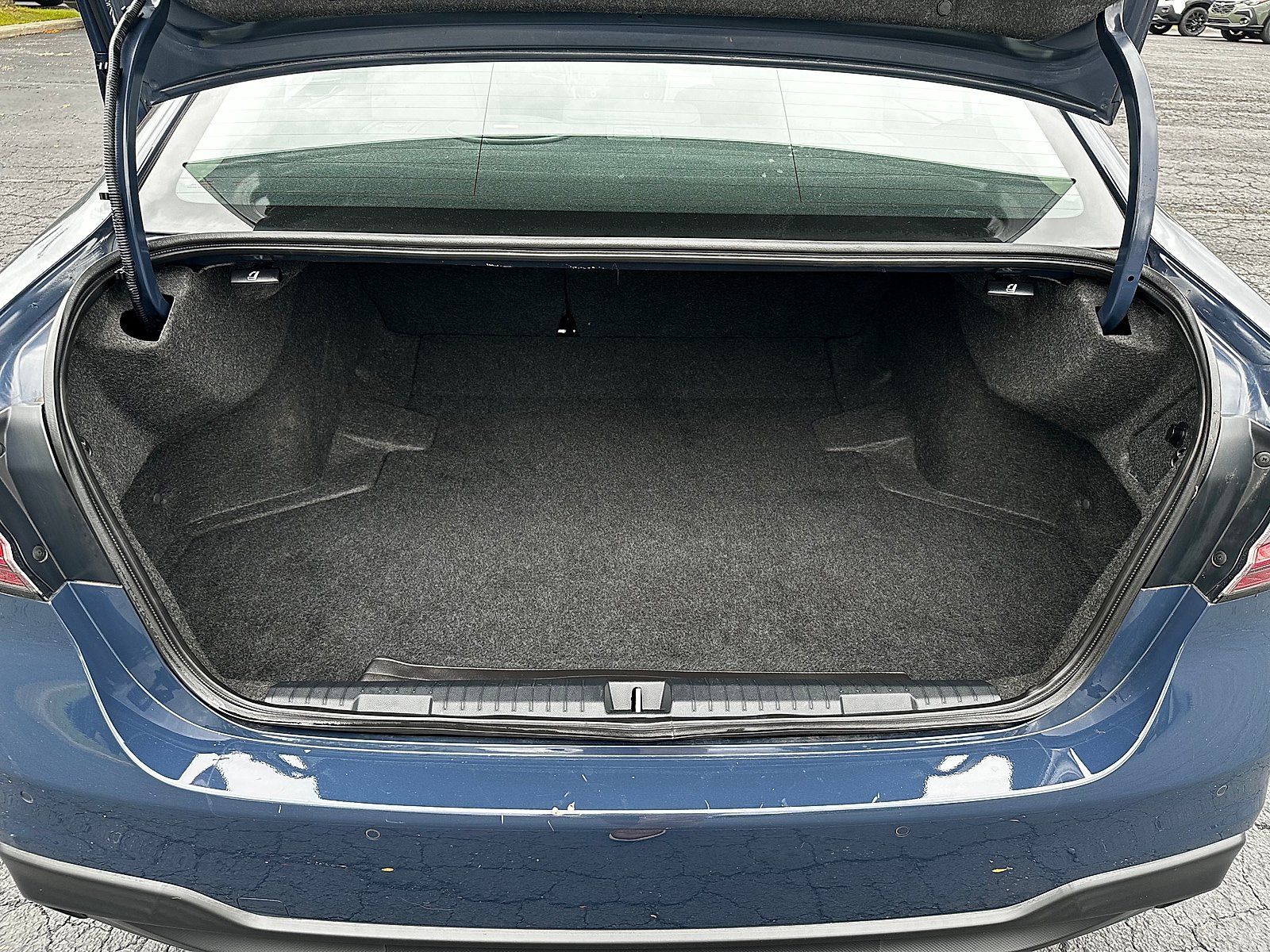 Used 2024 Subaru Legacy Limited AWD/4WD image 9