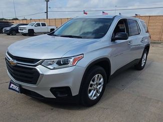 Used 2019 Chevrolet Traverse LS FWD video 3