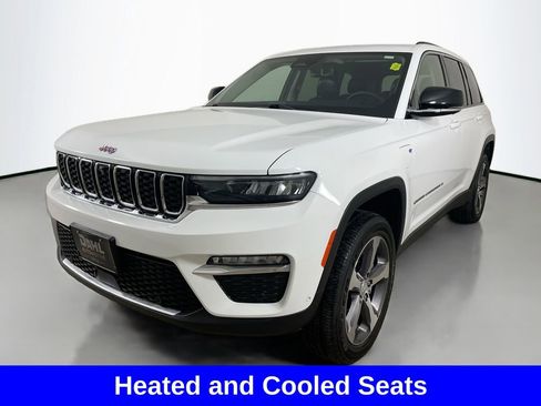 Used 2023 Jeep Grand Cherokee 4WD 4xe w/ Luxury Tech Group II image 3