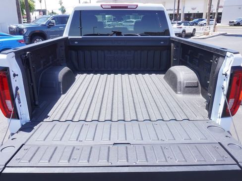 Certified 2025 GMC Sierra 1500 AT4 AWD/4WD image 9