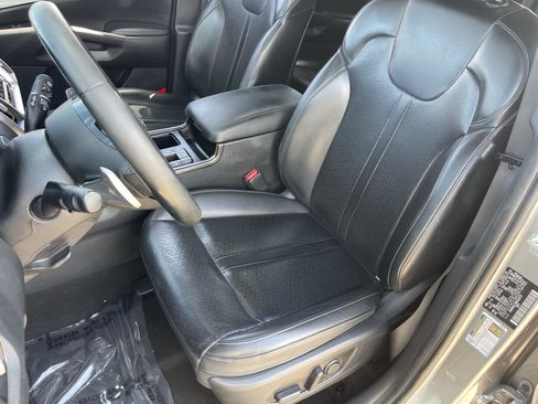 Used 2021 Kia Sorento EX FWD image 17