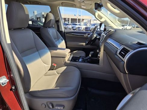 Used 2020 Lexus GX 460 Premium w/ Premium Package image 20