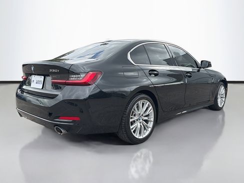 Used 2024 BMW 330i Sedan image 3