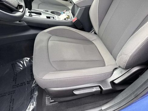 Used 2025 Subaru Crosstrek 2.5i Premium AWD/4WD image 15