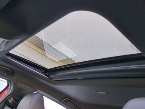 New 2026 MAZDA MAZDA3 Hatchback w/Premium Plus Pkg image 18