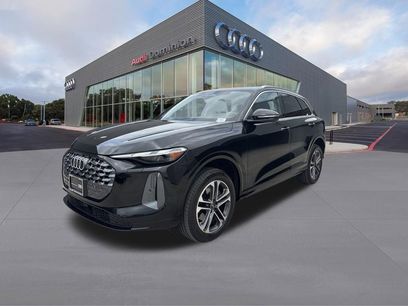 Used 2025 Audi Q5 Premium w/ Convenience Package