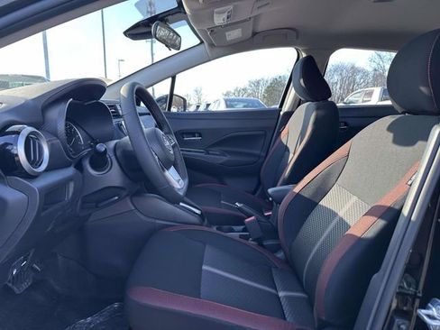 New 2025 Nissan Versa SR w/ Trunk Package FWD image 16
