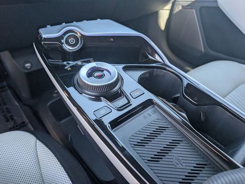 Certified 2024 Kia EV6 GT-Line w/ GT-Line White Seat Package image 29