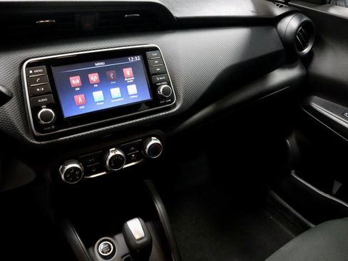 Used 2024 Nissan Kicks S image 29